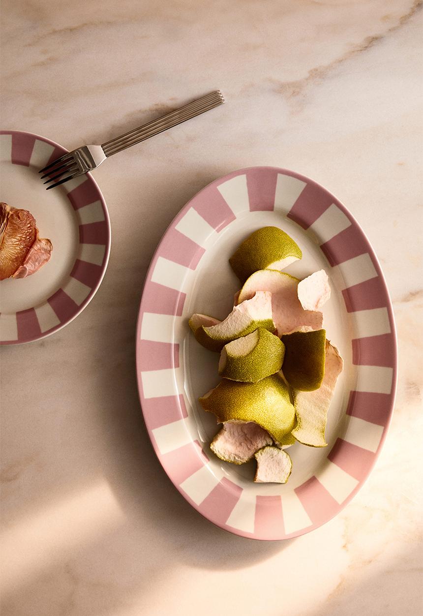 H&M - Large porcelain serving plate - pink striped