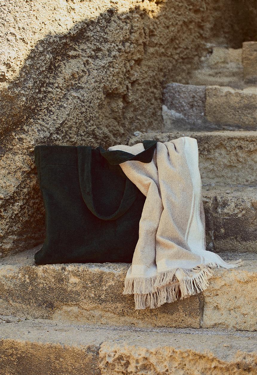 H&M - Fringed beach towel - beige