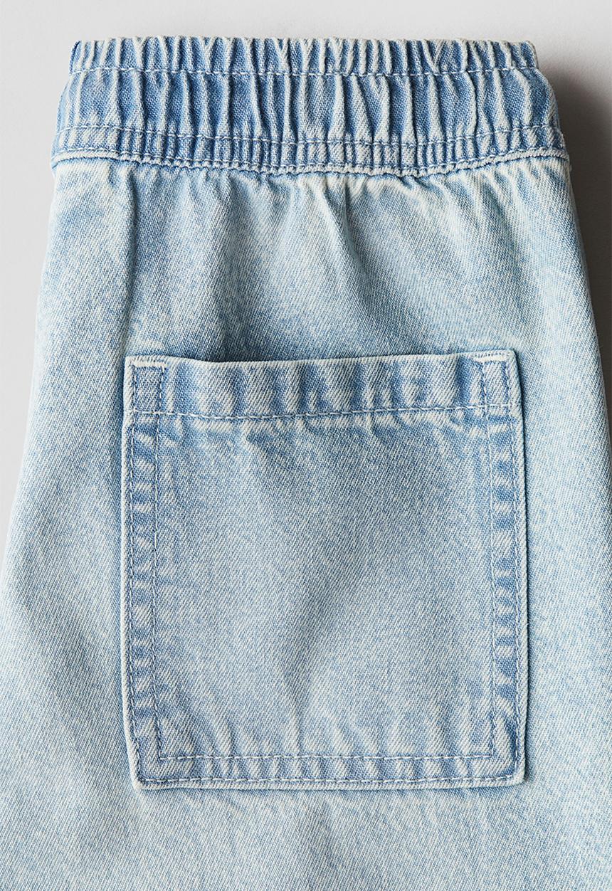H&M - Cotton denim shorts - light denim blue