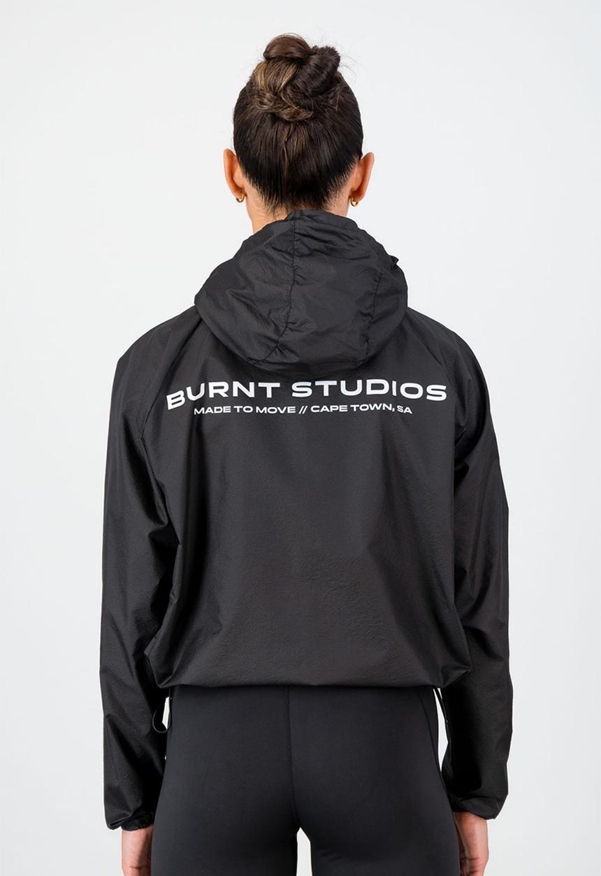 Burnt  - Essential Lightweight Jacket - Black