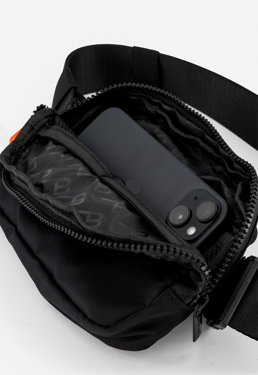 Burnt  - Everyday Cross Body Bag - Black