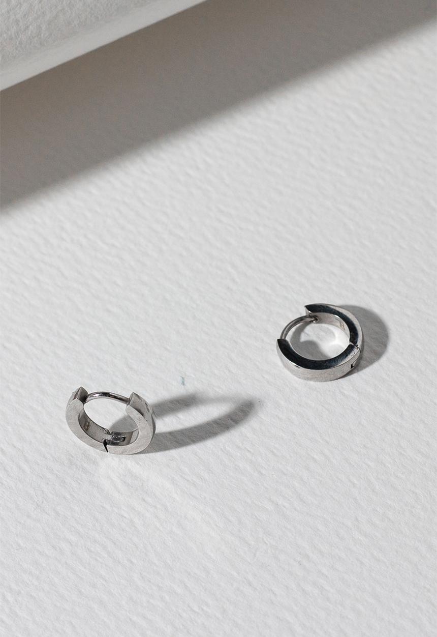 Burnt  - Thin Huggies Earrings - Silver