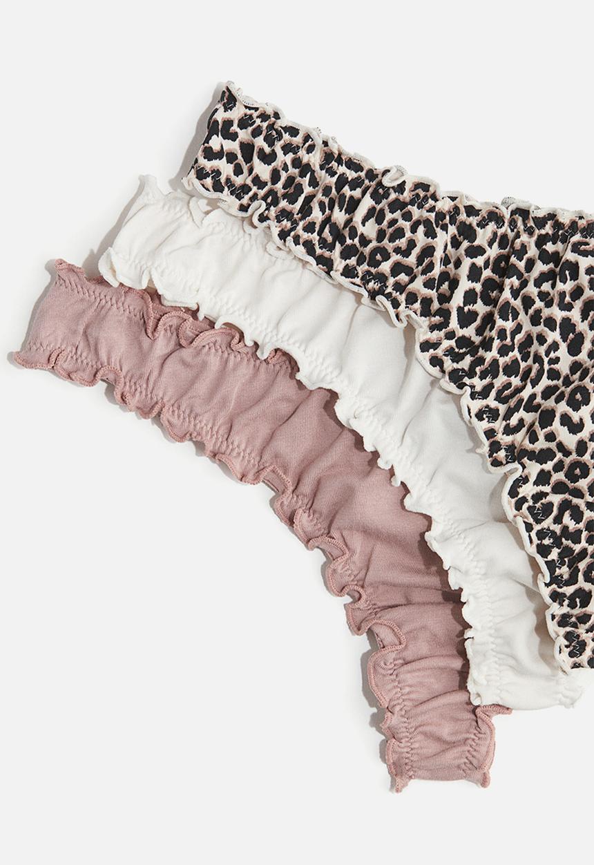 H&M - 3 pack overlock-detail thong briefs - light beige leopard print