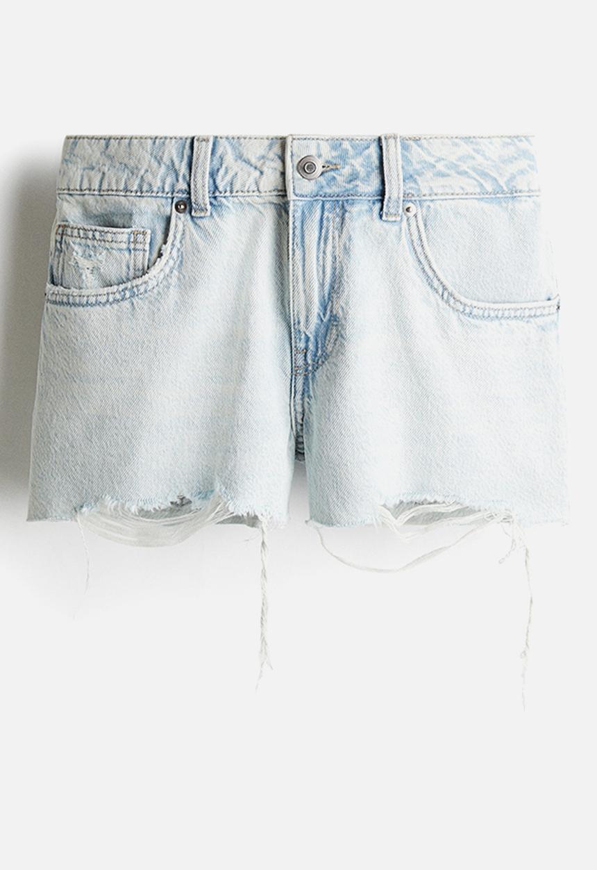 H&M - Low rise denim shorts - pale denim blue