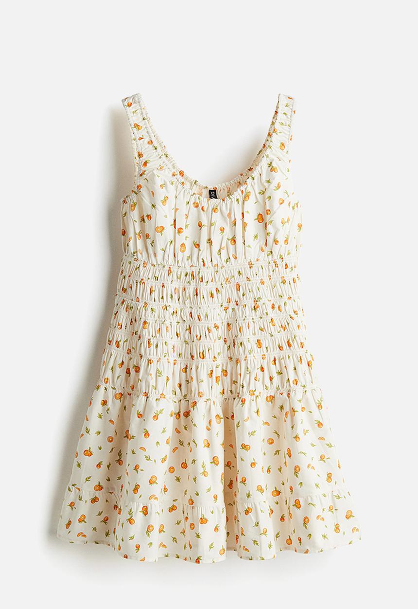H&M - Smocked dress - cream oranges