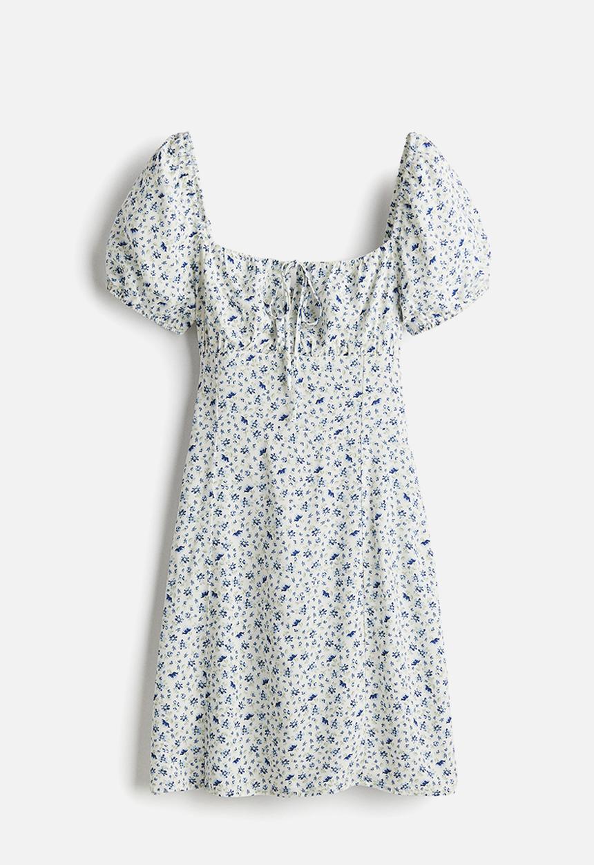 H&M - Puff-sleeved dress - blue floral 