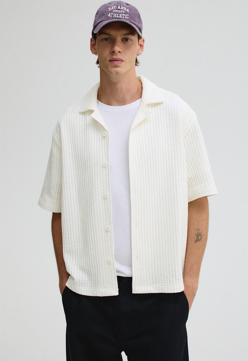 H&M - Loose fit waffled resort shirt - white