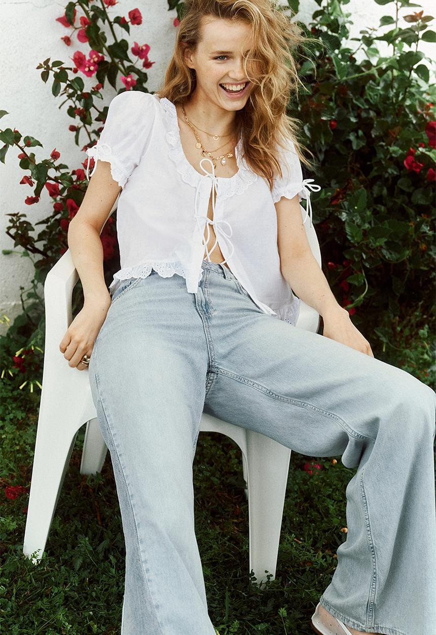 H&M - Frill-trimmed cotton blouse - white