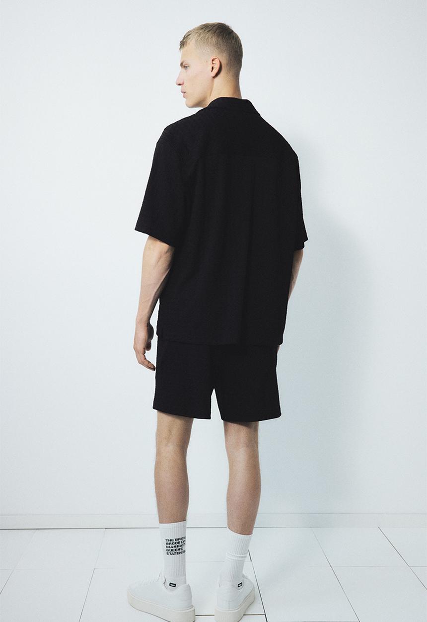 H&M - Regular fit shorts - black