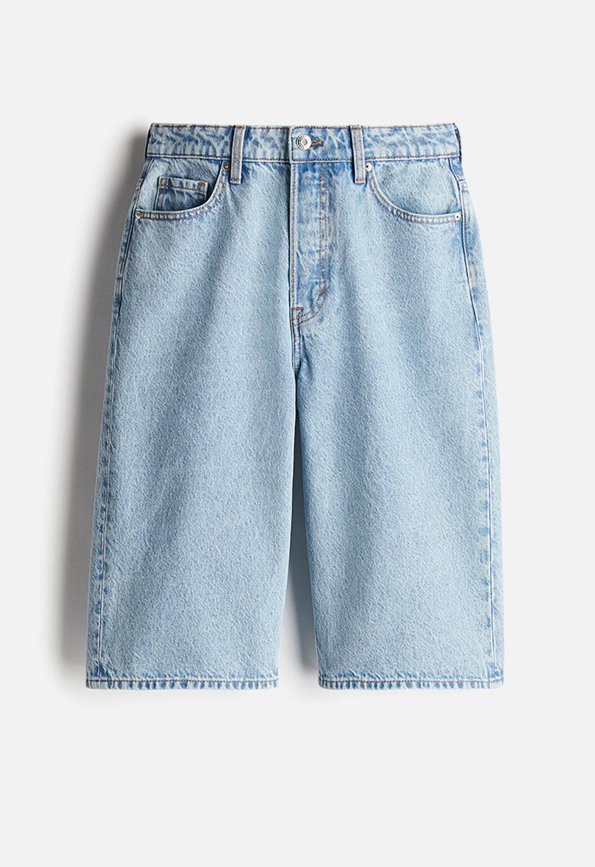 H&M - High knee denim shorts - light denim blue