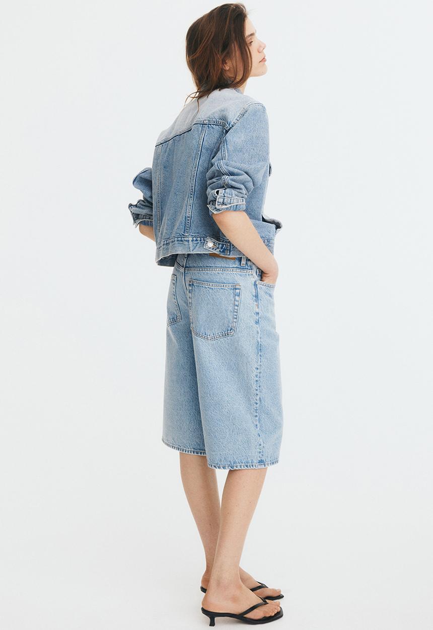 H&M - High knee denim shorts - light denim blue