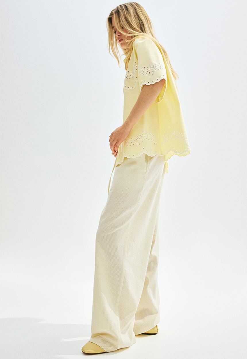 H&M - Seersucker drawstring trousers - light yellow striped