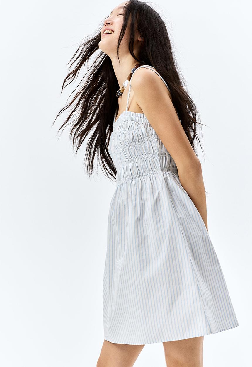 H&M - Smocked-bodice cotton dress - white & light blue striped