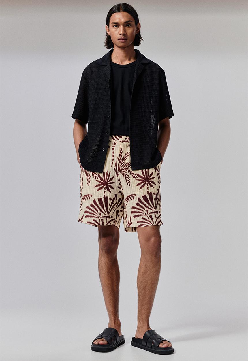 H&M - Regular fit resort shirt - black