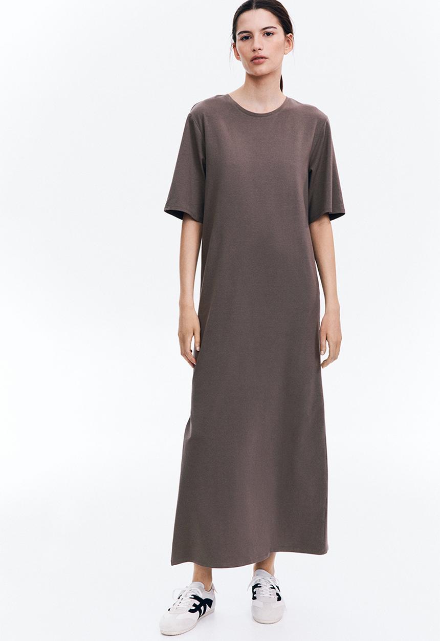 H&M - Long T-shirt dress - dark mole
