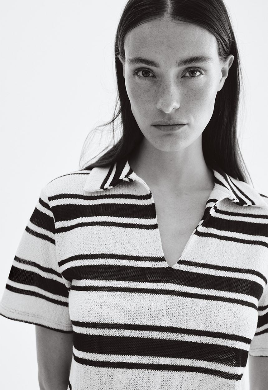 H&M - Collared knitted top - cream & black striped