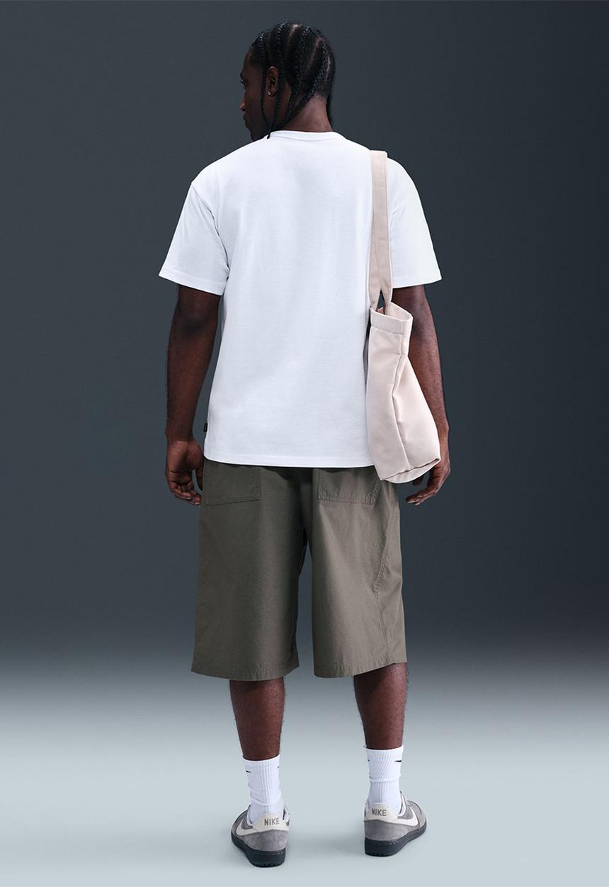 Nike - NSW Prem Essential Sustainable Tee - White/Gold