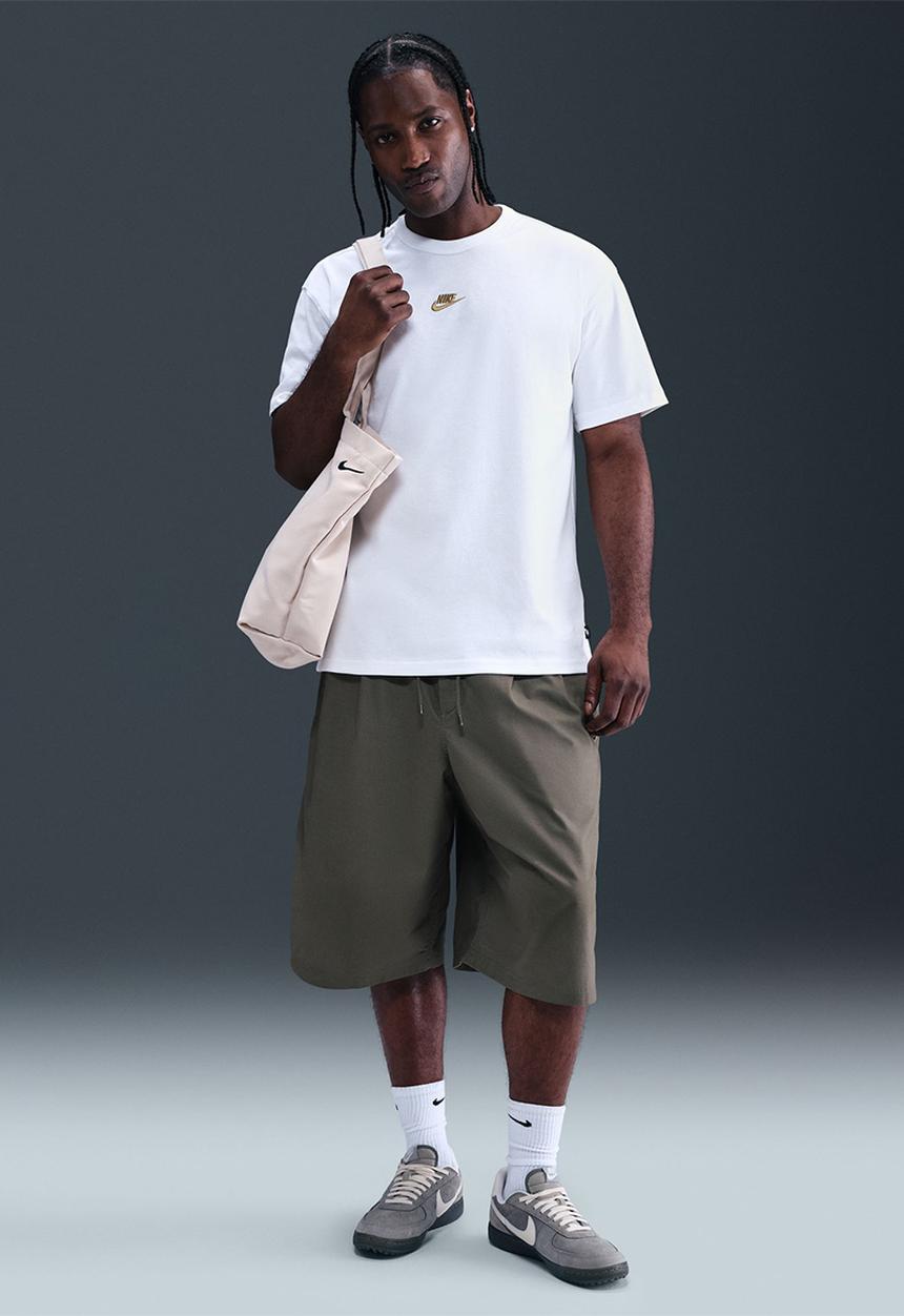 Nike - NSW Prem Essential Sustainable Tee - White/Gold