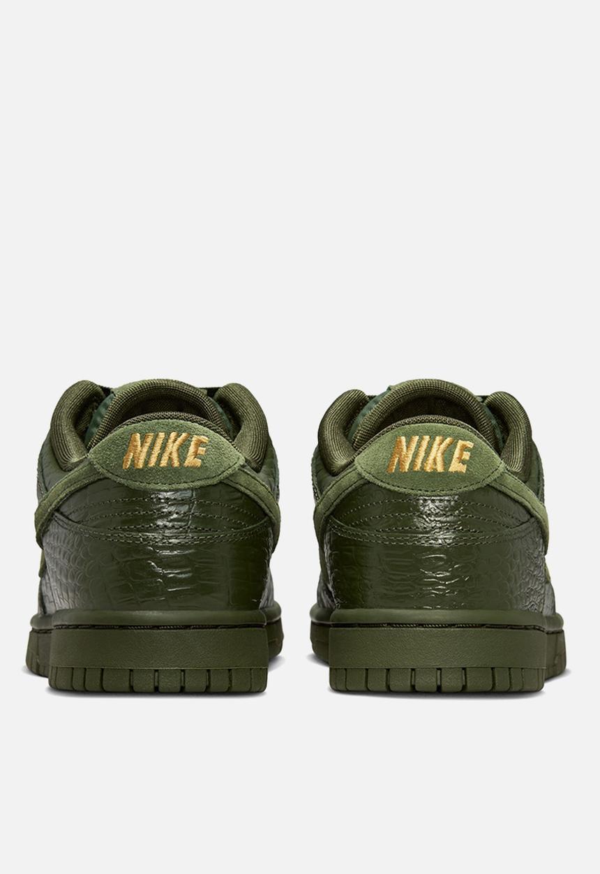Nike - Dunk Low