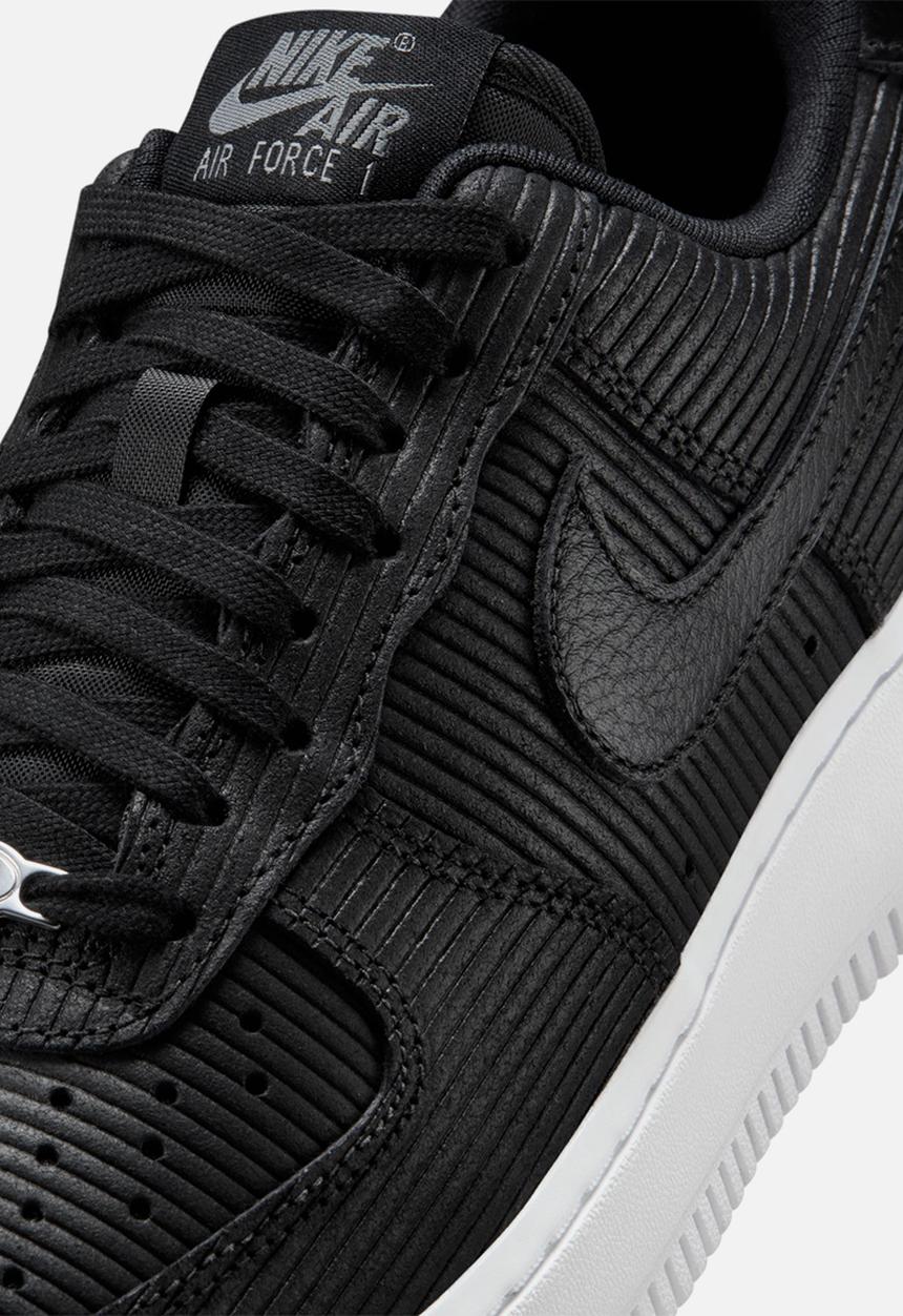 Nike - Air Force 1 '07
