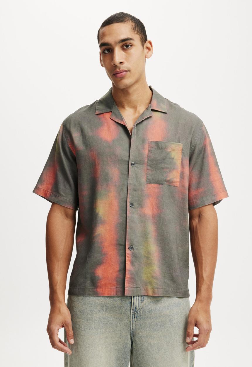 Cotton On - Taylor Short Sleeve Shirt - Burnt Orange Print