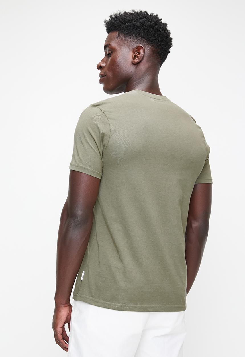 Ben Sherman - ESSENTIAL TARGET TEE - OLIVE