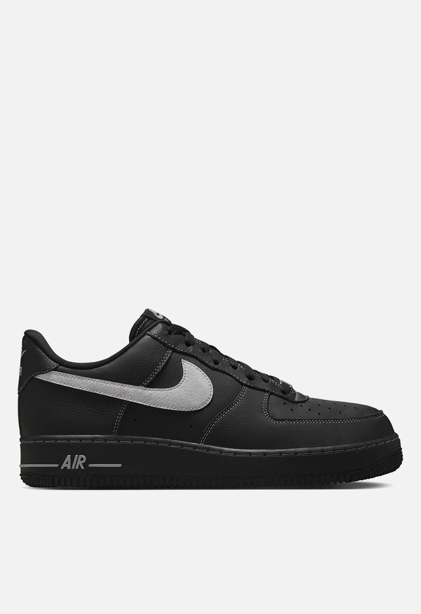 Nike - Air Force 1 '07 LV8