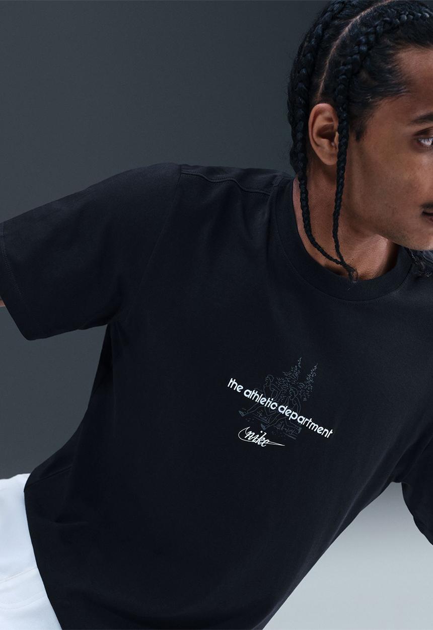 Nike - NSW  Tee  Seasonal Club - Black