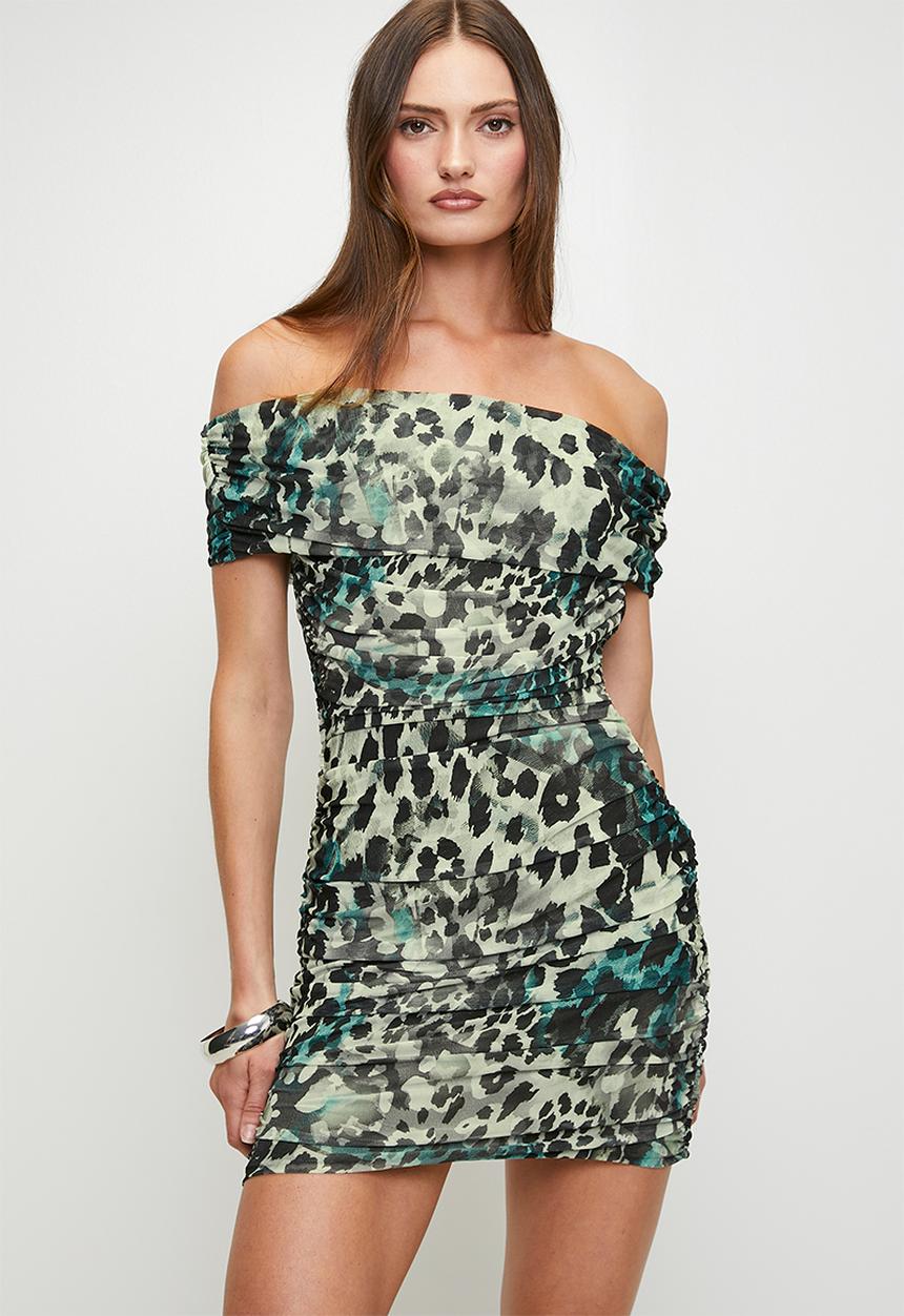 GUESS - Off Shoulder Verdiana Dress - Aquarelle Leopard Print