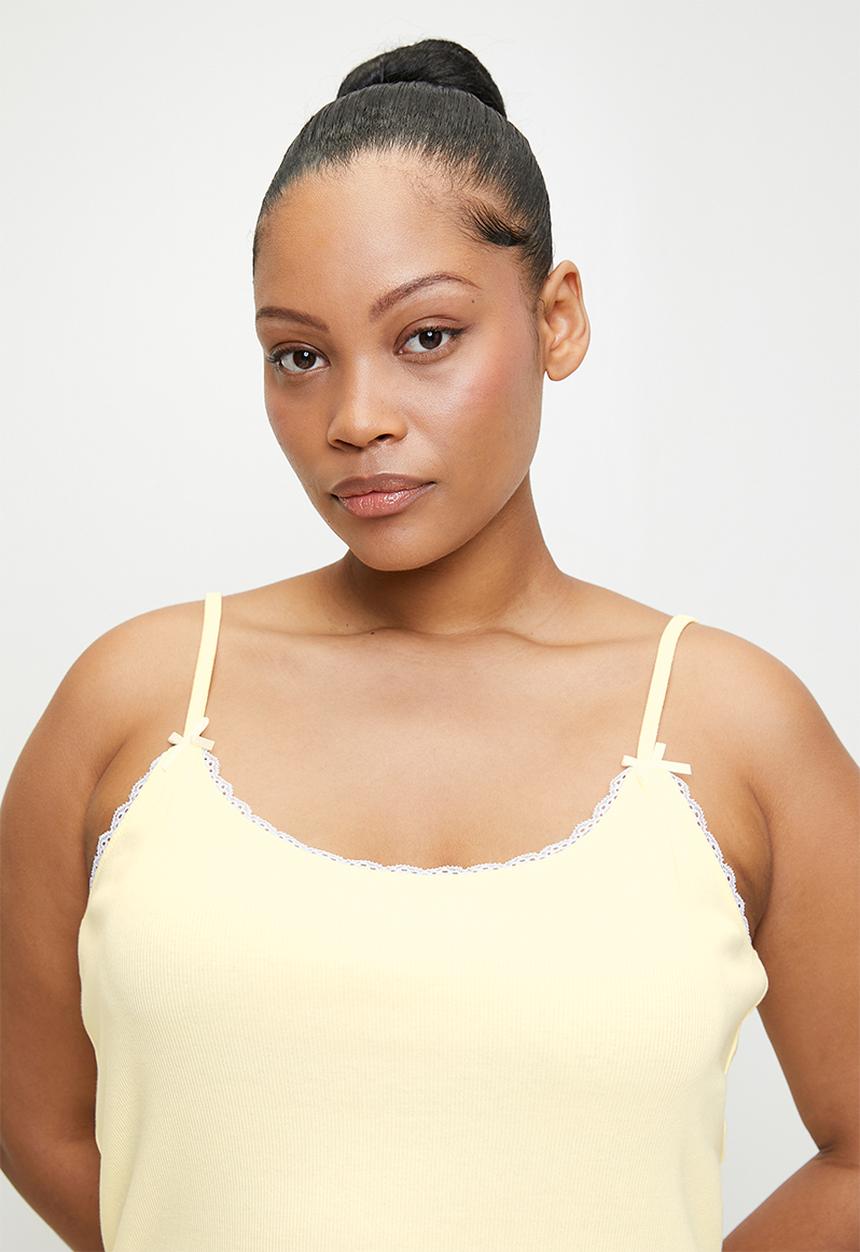Cotton On - Plus 90 S Cami Nightie - Lemon Icing