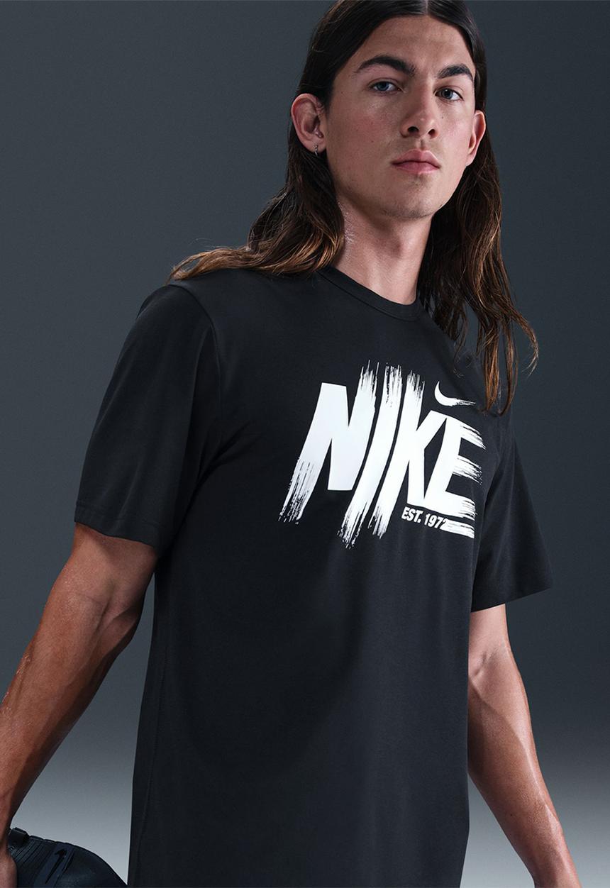 Nike - Hyverse  Dri-FIT UV Training Top  - Black/White