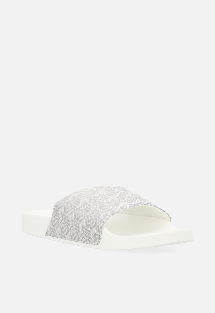 Steve Madden - Speedup slide -  white