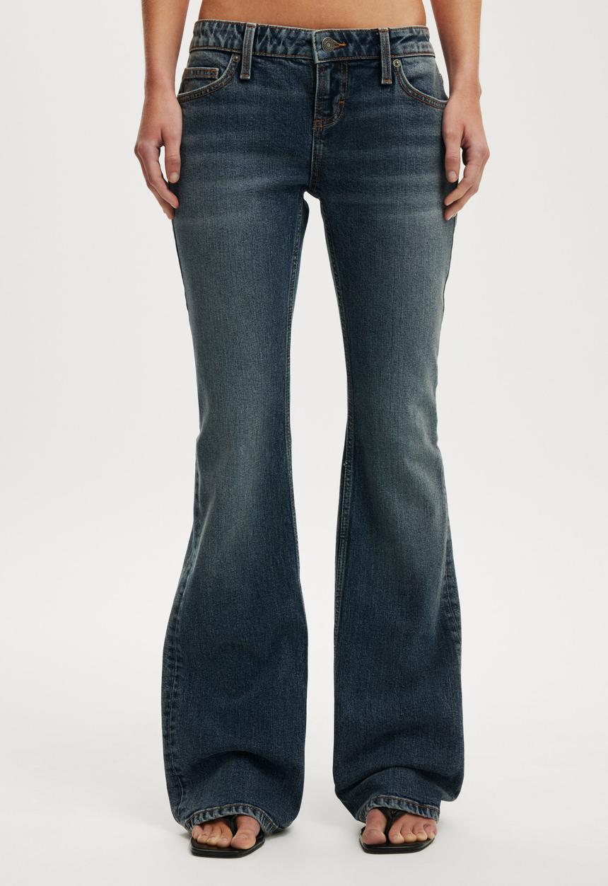 Cotton On - Low rise bootcut jean - tear drop blue