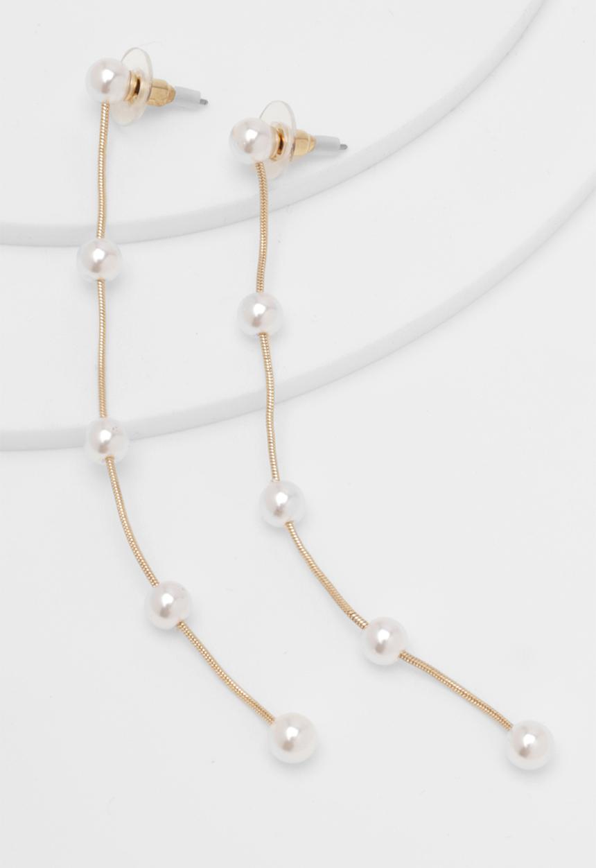 boohoo - Pearl drop statement earrings - cream