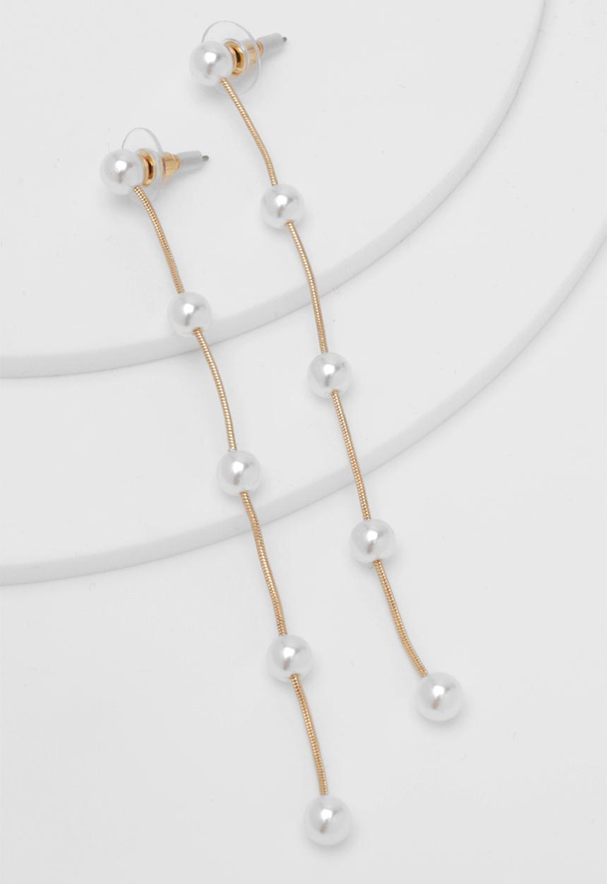 boohoo - Pearl drop statement earrings - cream