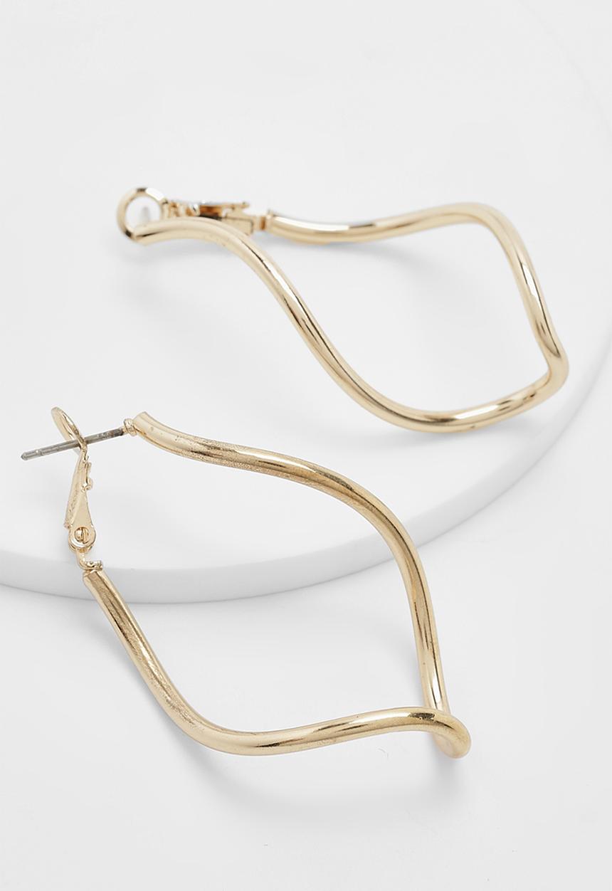 boohoo - Wavy shaped earring hoop earrings - gold