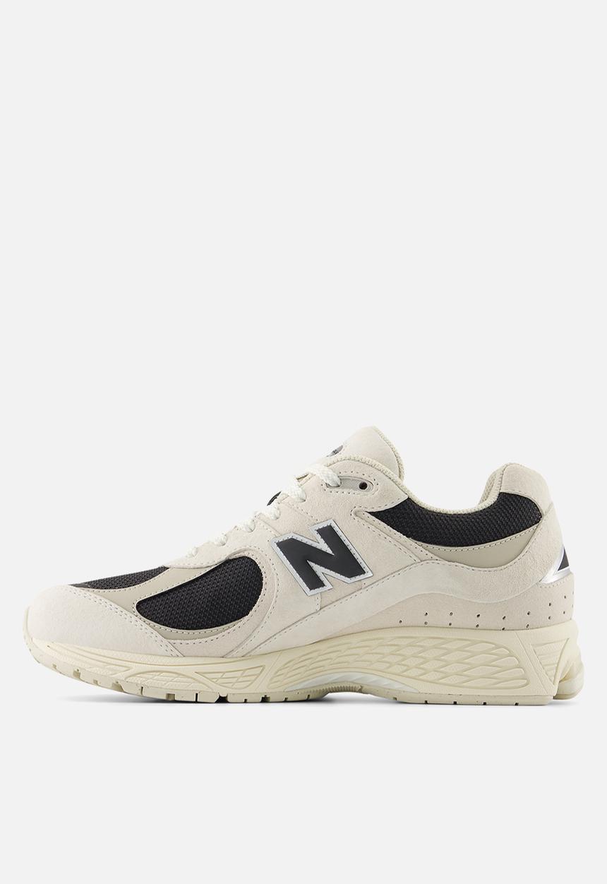 New Balance  - U2002R v1