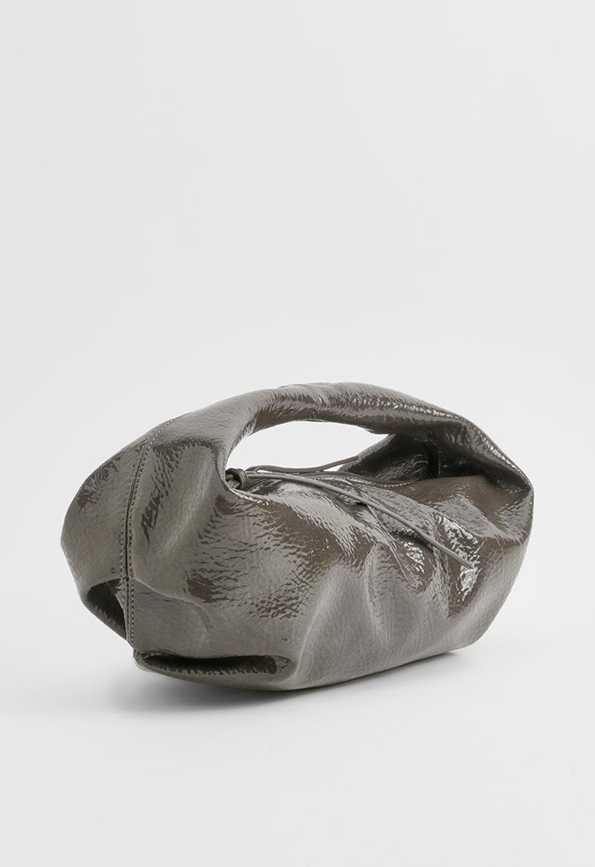 boohoo - Textured patent slouchy grab bag - charcoal