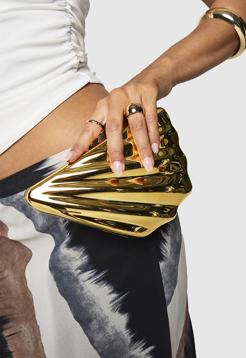 boohoo - Metallic shell clutch bag - gold