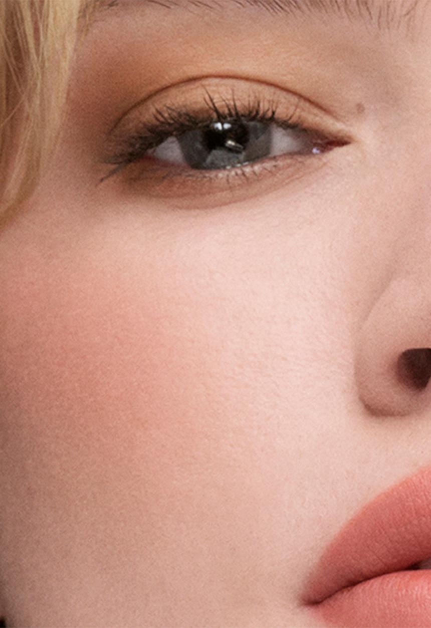 Estee Lauder - The Sculpting Blush: Powder Blush - Magnetic Glow