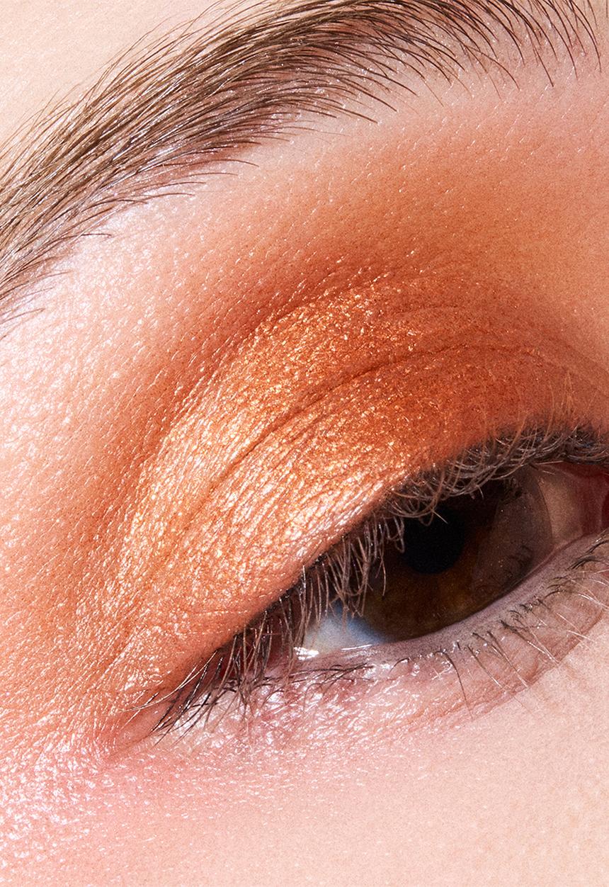 MAC - DAZZLE Metallic Single Eye Shadow Compact  - Couture Copper