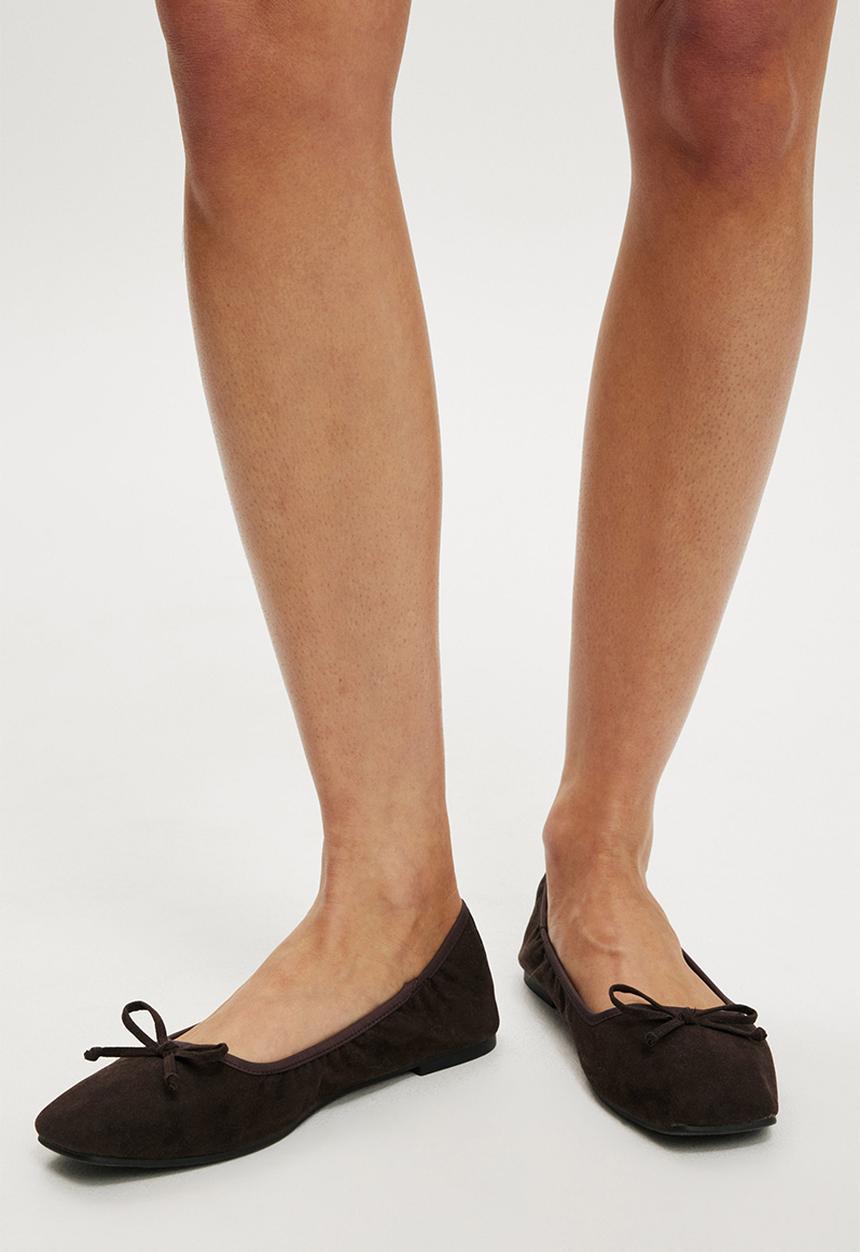 Cotton On - Miley ruched ballet - choc micro