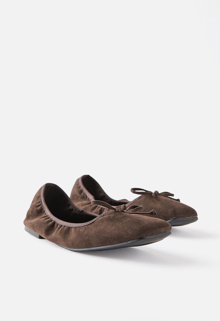 Cotton On - Miley ruched ballet - choc micro