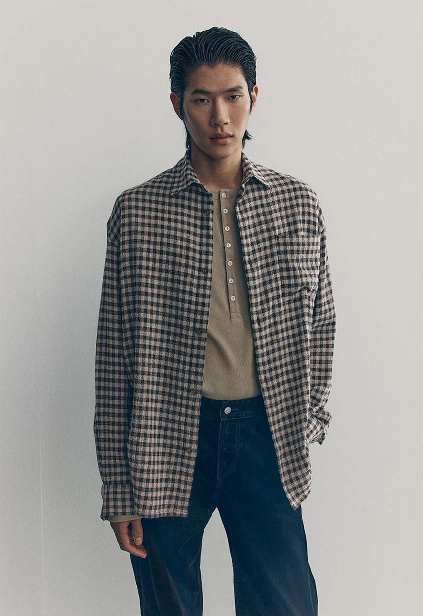 H&M - Checked cotton shirt - beige/dark blue checked 