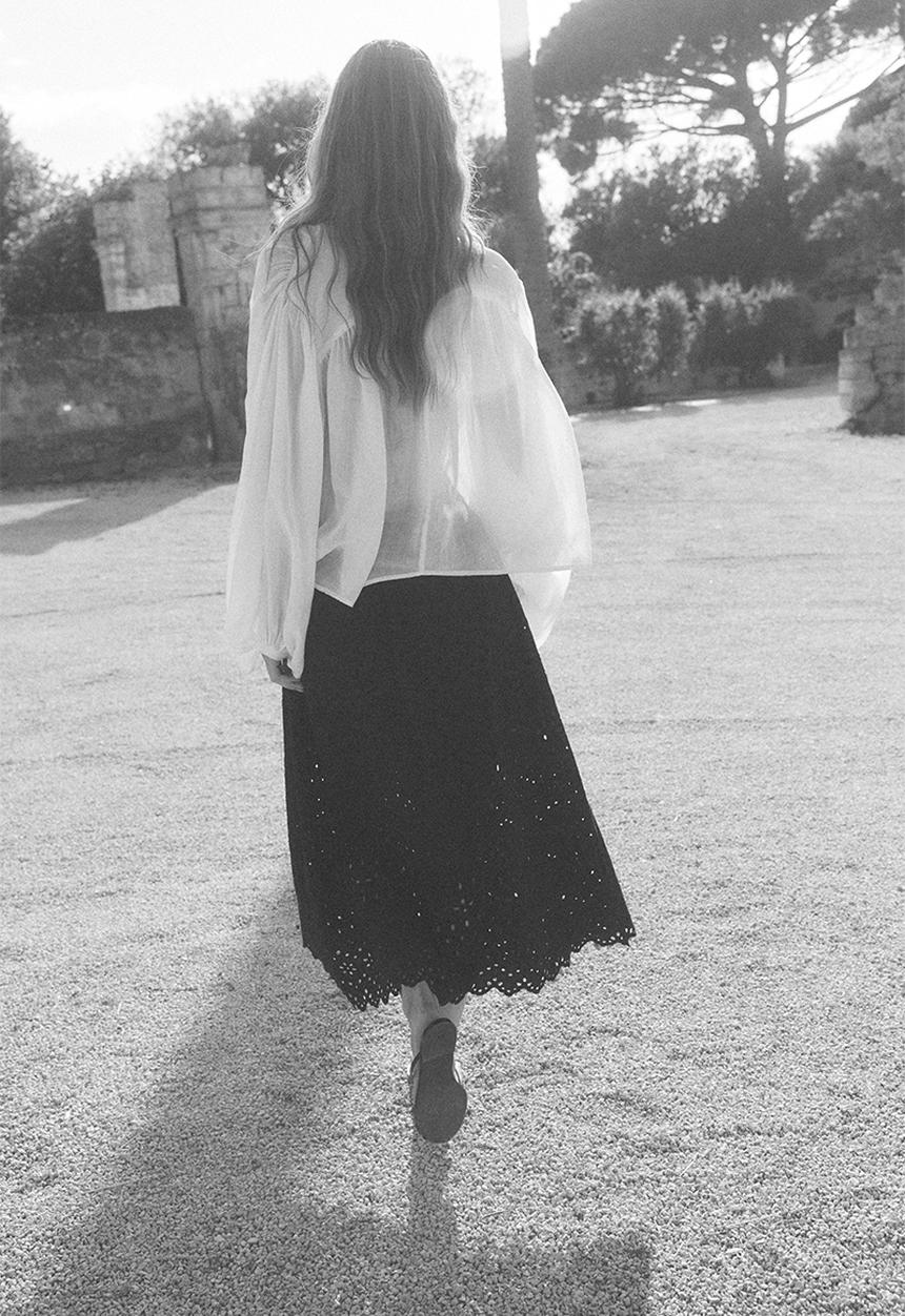 H&M - Broderie anglaise skirt - black