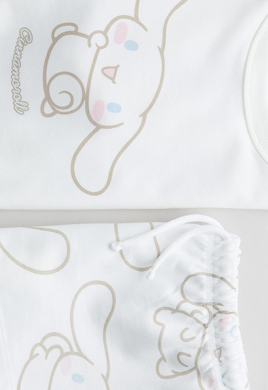 H&M - 2-Piece printed top and shorts set - white/cinnamoroll