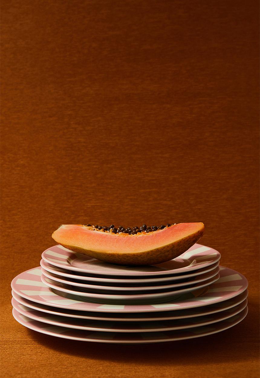 H&M - Motif-detail porcelain mid plate - pink/lemon