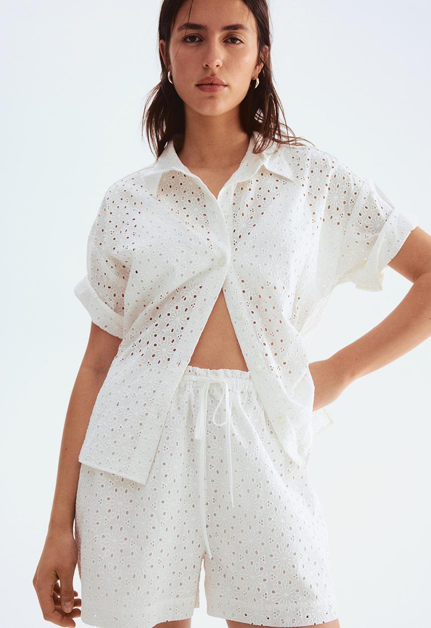 H&M - Broderie anglaise shorts - white