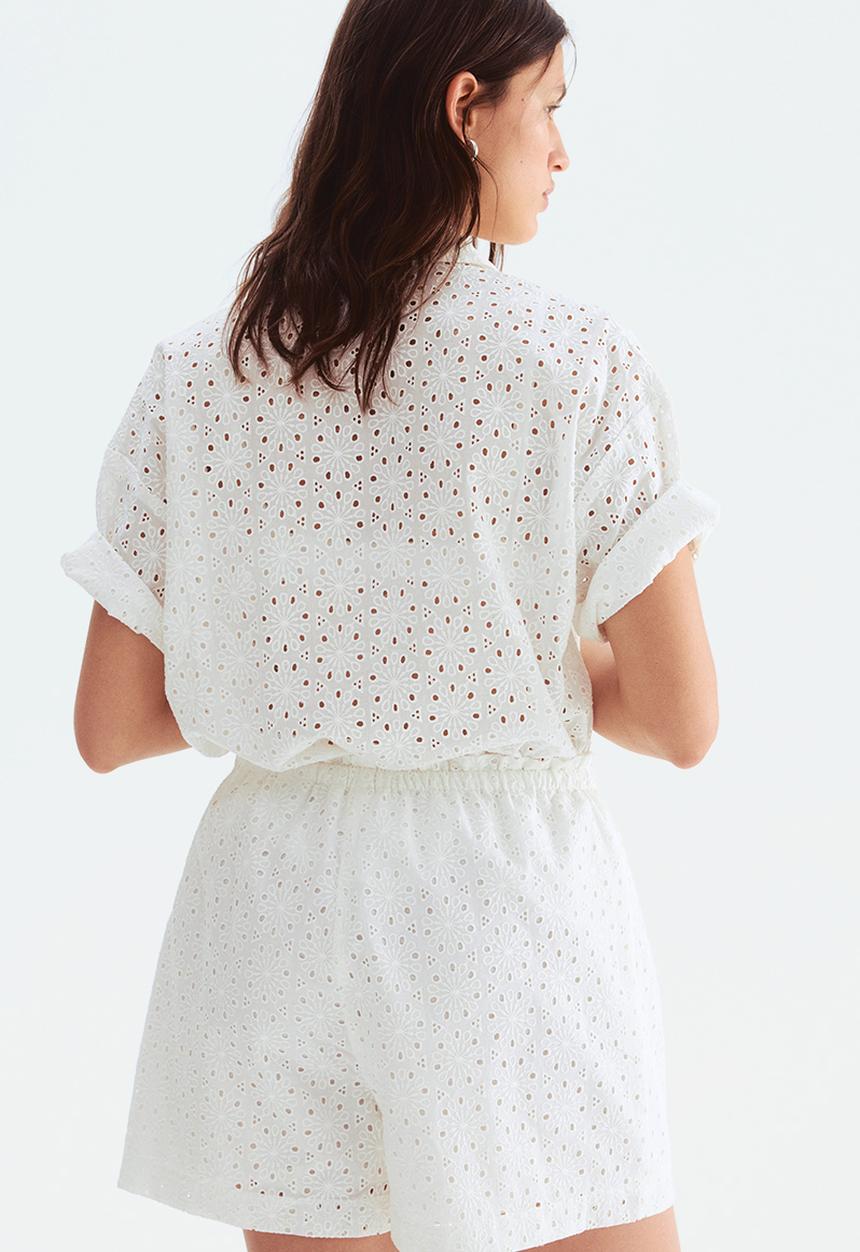 H&M - Broderie anglaise shorts - white
