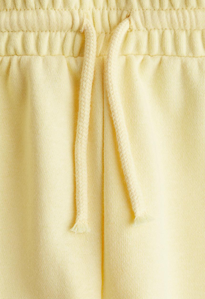 H&M - Sweatshirt shorts - light yellow